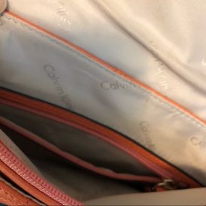 Calvin Klein Bags - Calvin Klein CrossBody Calvin Klein Bags - Calvin Klein CrossBody